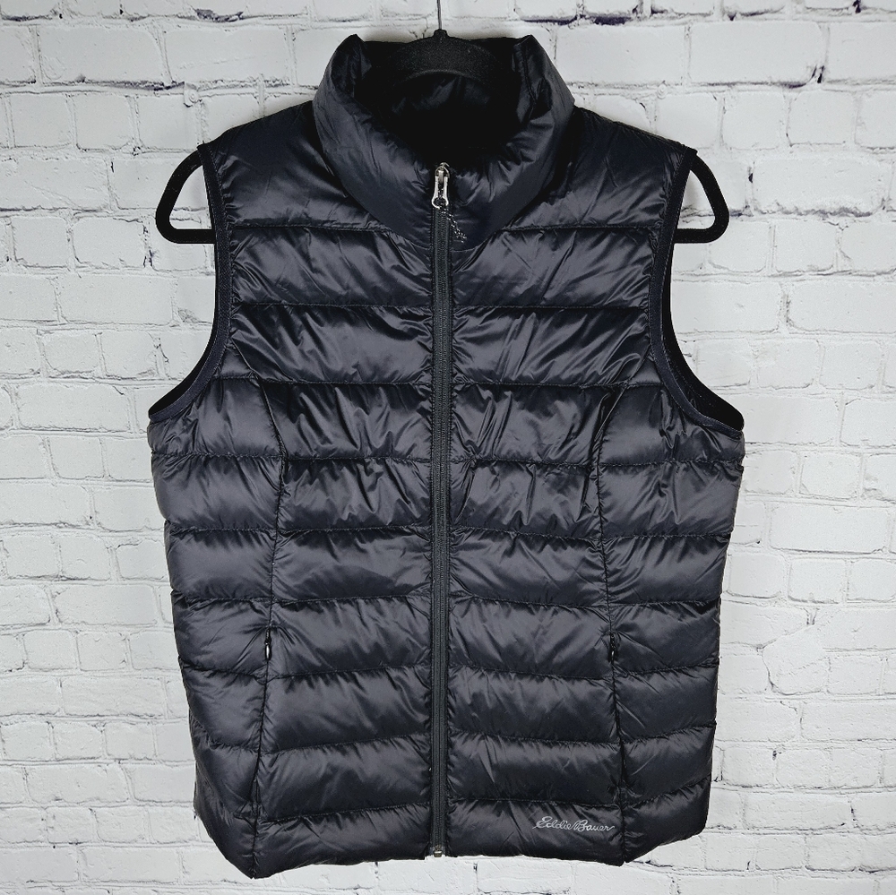 Women's Black Puffer Vest